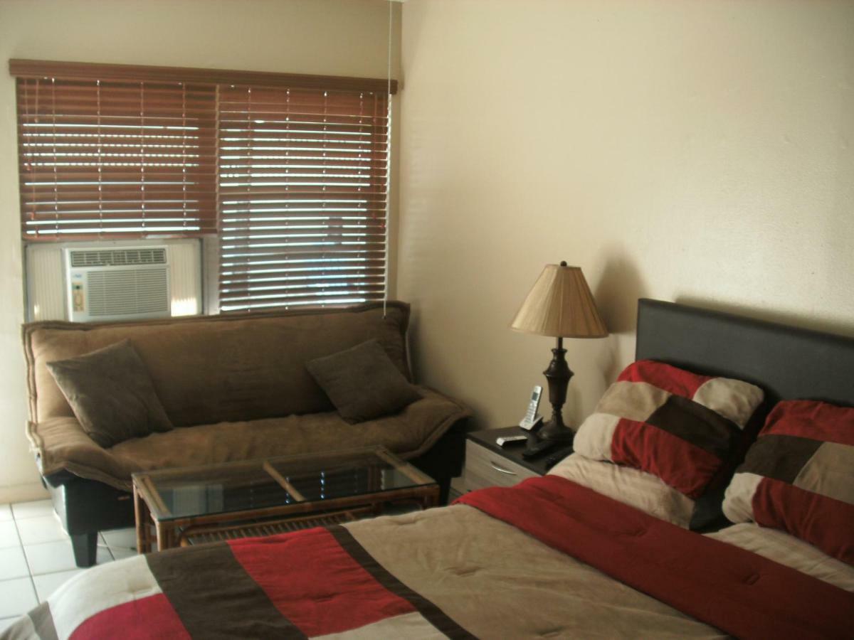 Newly Furnished Large, Clean, Quiet Private Unit Apartment Fort Lauderdale Bagian luar foto