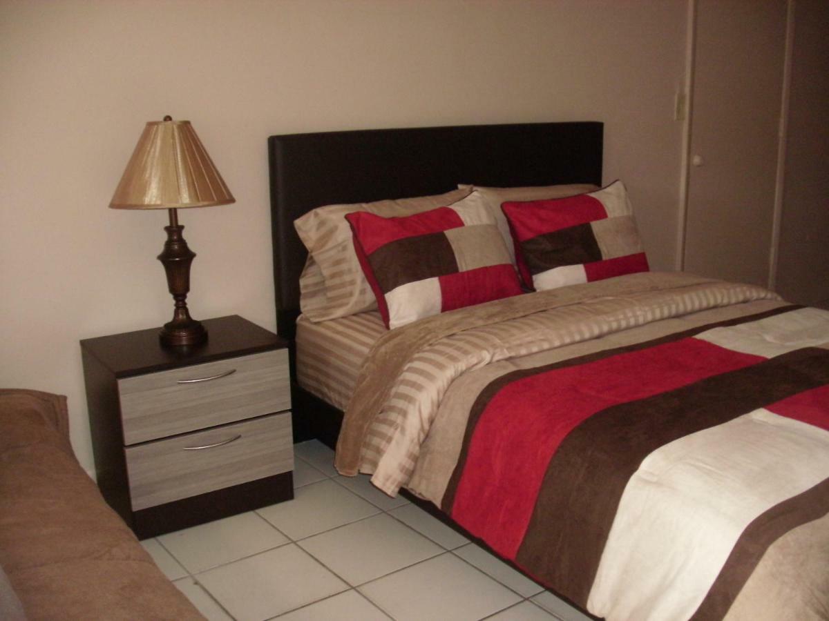 Newly Furnished Large, Clean, Quiet Private Unit Apartment Fort Lauderdale Bagian luar foto